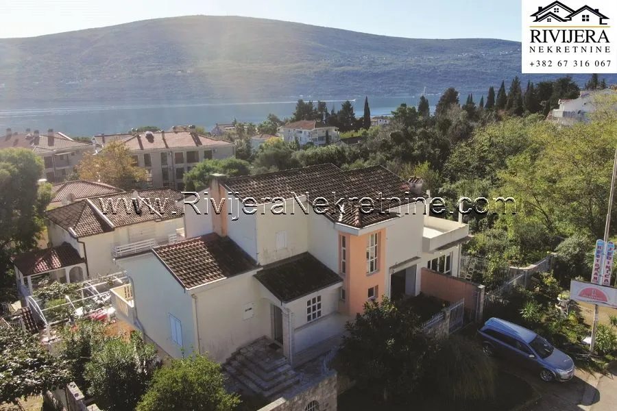 Prodaja, kuća, 350m², Baošići, Herceg Novi