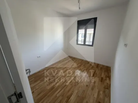 Rent, one bedroom apartment, 45m², Tološi, Podgorica - image 3