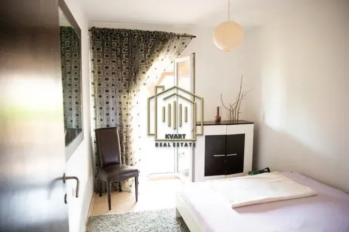 Prodaja, kuća, 200m², Zabjelo, Podgorica