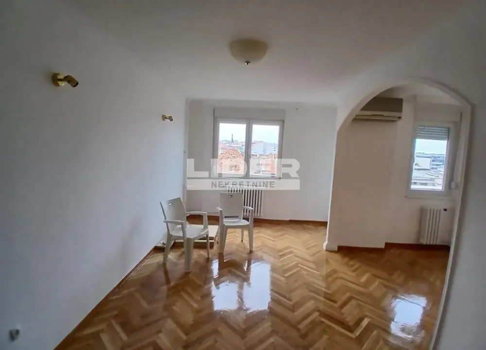 Rent, three bedroom apartment, 77m², Palilula Sve Podlokacije, Beograd