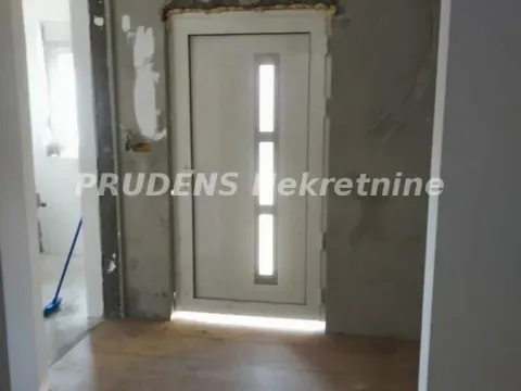 Sale, house, 281m², Surčin, Beograd - image 4