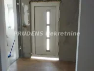 Prodaja, kuća, 281m², Surčin, Beograd - image 4