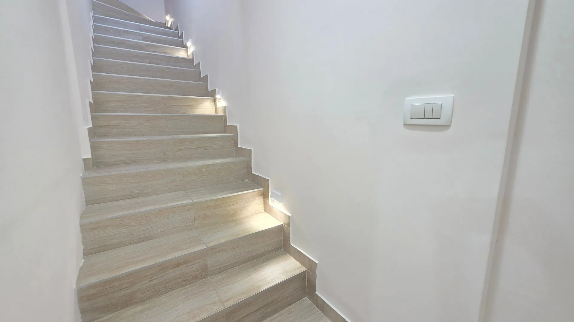 Rent, office space, 55m², Tološka šuma, Podgorica