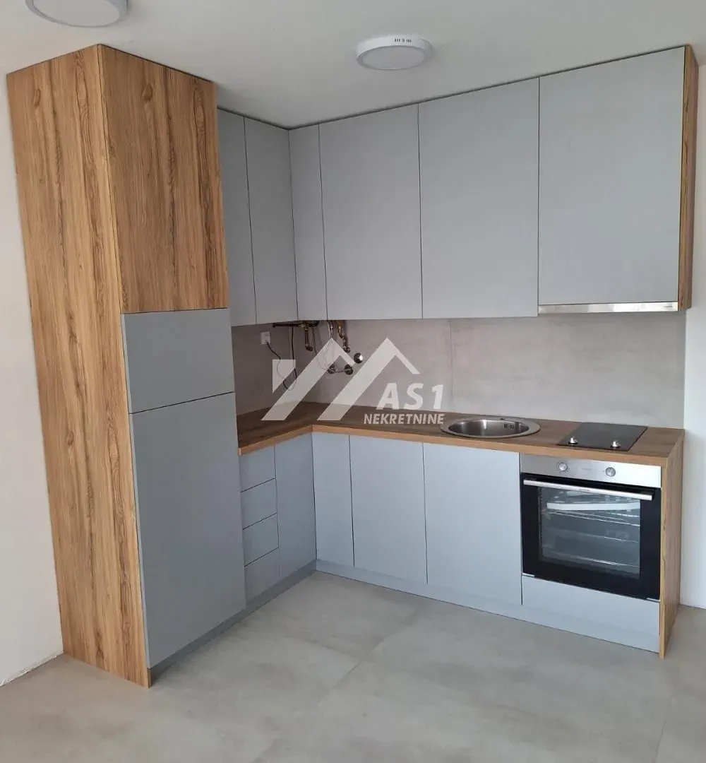 Izdavanje, trosoban stan, 60m², Telep, Novi Sad Sve Podlokacije