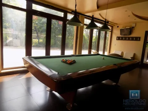 Sale, office space, 866m², Centar, Paraćin - image 7