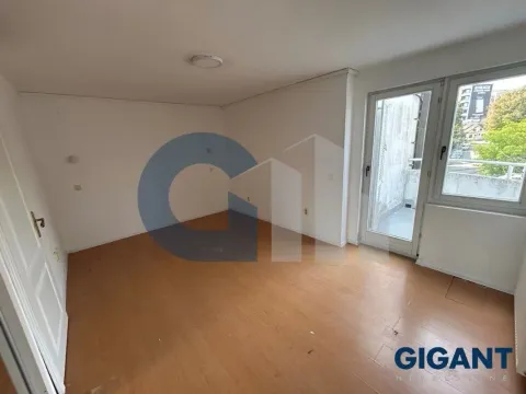 Izdavanje, stan, 176m², Autokomanda, Voždovac Sve Podlokacije - image 6