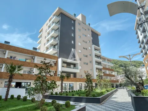 Rent, one bedroom apartment, 43m², Budva, Crna Gora - image 14