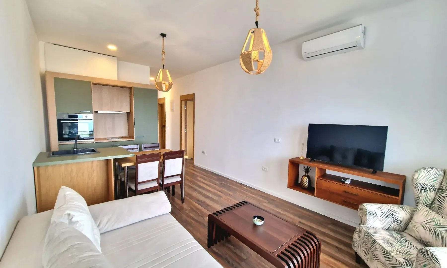 Sale, one bedroom apartment, 55m², Reževići, Budva