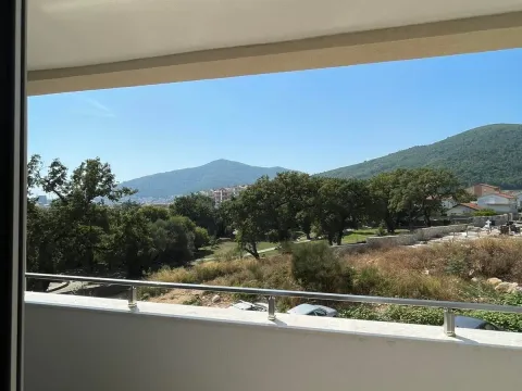 Izdavanje, jednosoban stan, 50m², Budva, Crna Gora - image 12