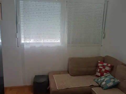 Rent, one bedroom apartment, 44m², Ljubović, Podgorica - image 2