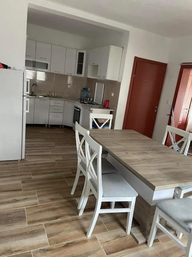 Prodaja, kuća, 360m², Sutomore, Bar