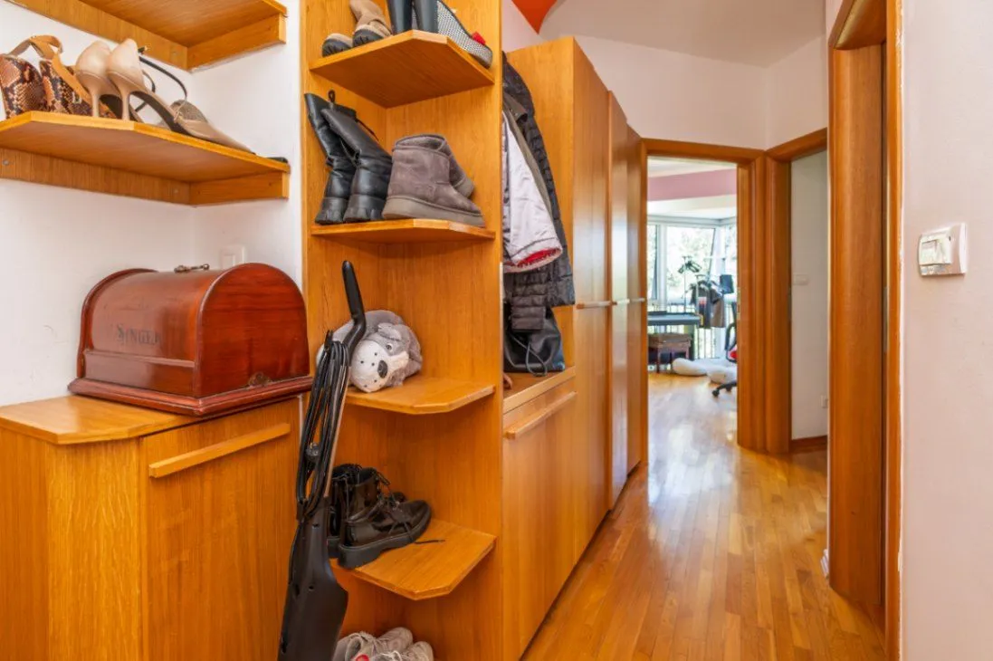 Prodaja, trosoban stan, 136m², Centar, Podgorica