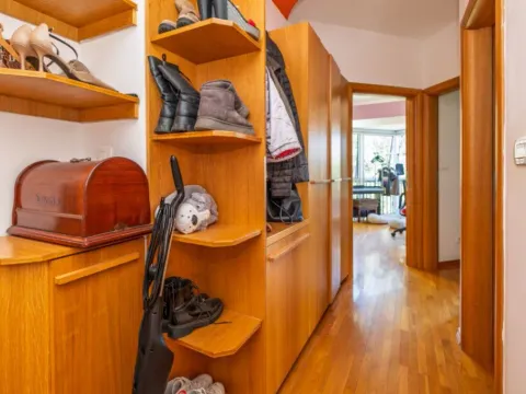 Sale, three bedroom apartment, 136m², Centar, Podgorica - image 11