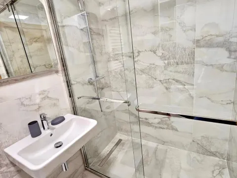 Rent, one bedroom apartment, 47m², New City, Podgorica - image 11
