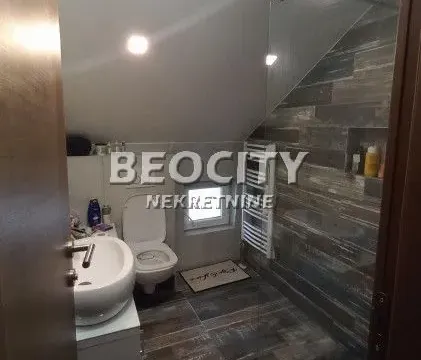 Sale, house, 370m², Adice, Novi Sad Sve Podlokacije - image 15