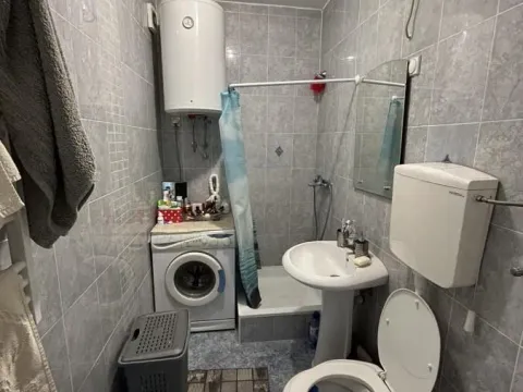 Prodaja, garsonjera, 25m², Bulevar Evrope, Novi Sad Sve Podlokacije - image 3