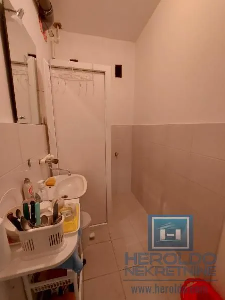 Sale, office space, 72m², Centar, Jagodina