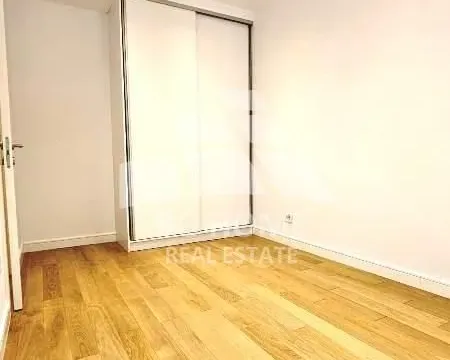 Izdavanje, kuća, 250m², Savski Venac, Beograd - image 8