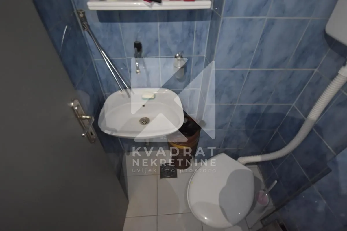 Prodaja, trosoban stan, 120m², Pobrežje, Podgorica