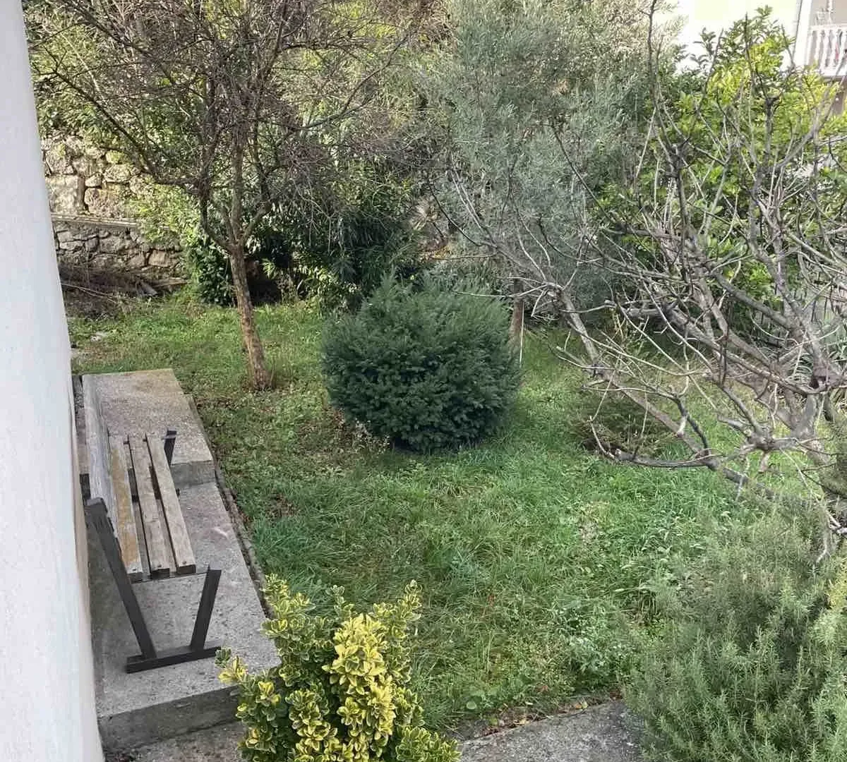 Rent, one bedroom apartment, 150m², Momišići, Podgorica