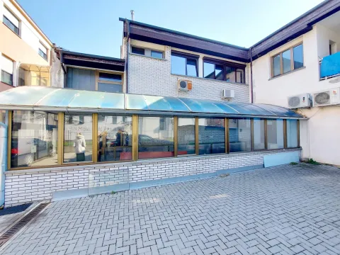 Izdavanje, poslovni prostor, 831m², Trstenik, Srbija - image 14