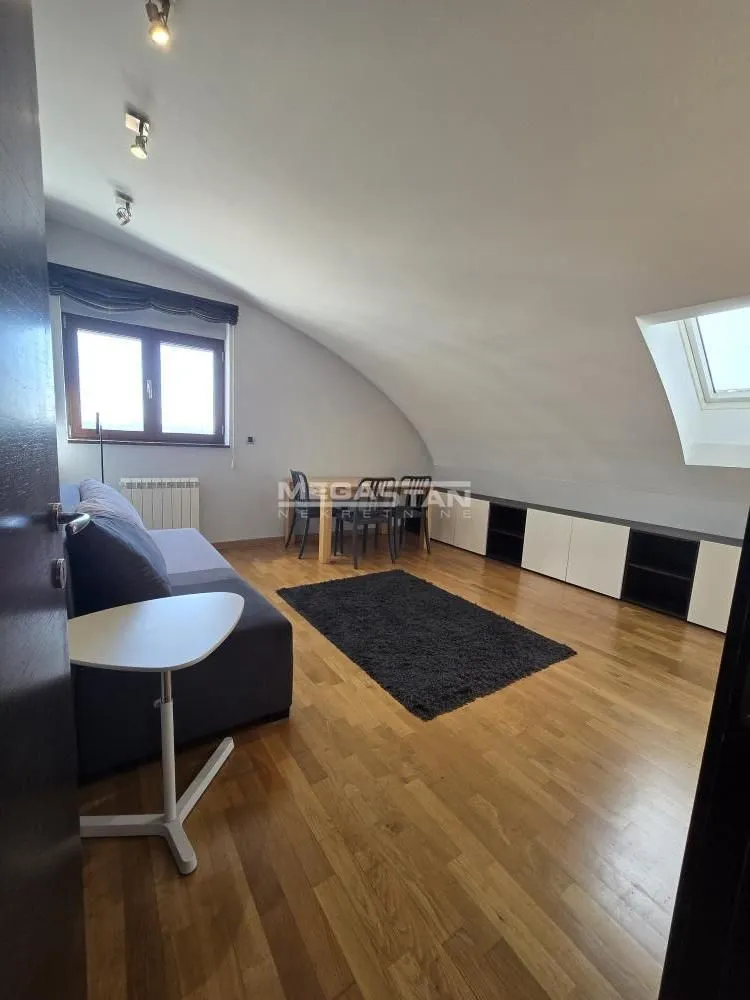 Prodaja, stan, 160m², Vračar Sve Podlokacije, Beograd