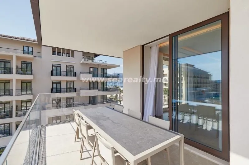 Prodaja, dvosoban stan, 174m², Porto Montenegro, Tivat