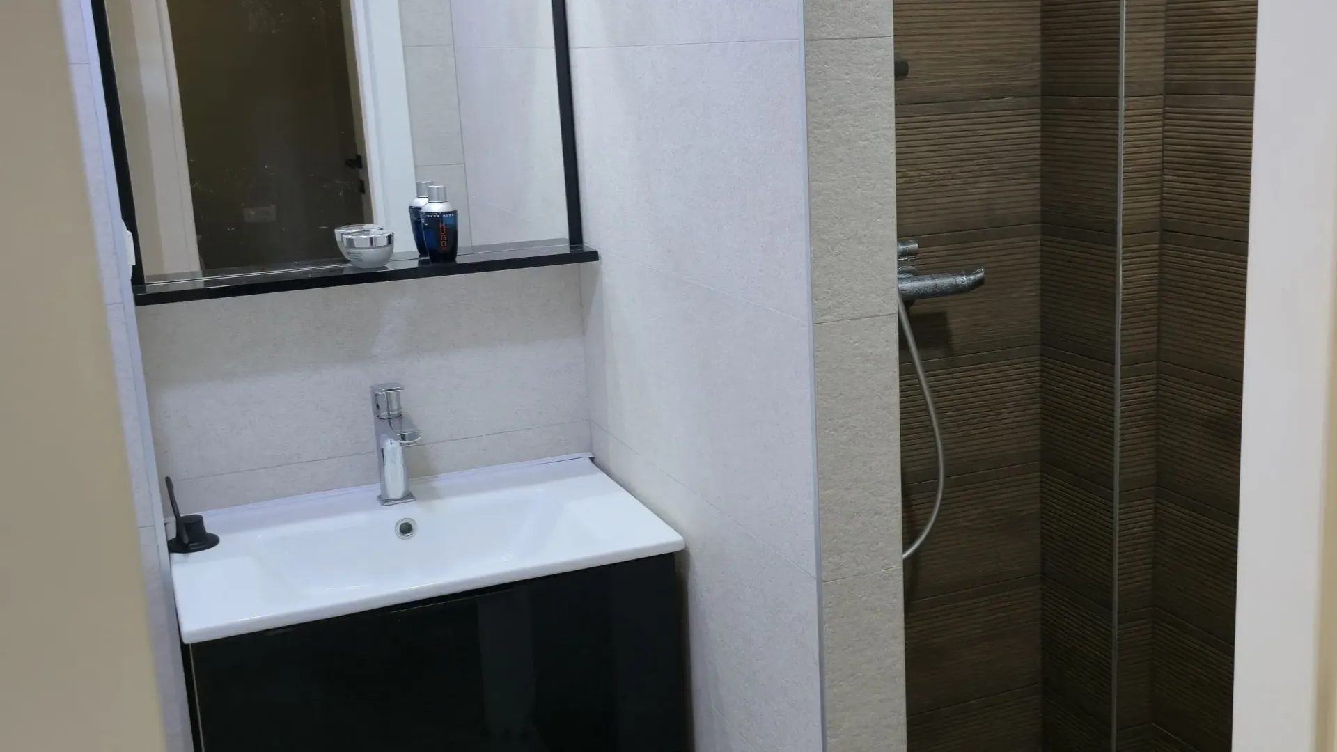 Prodaja, jednosoban stan, 56m², Centar, Tivat