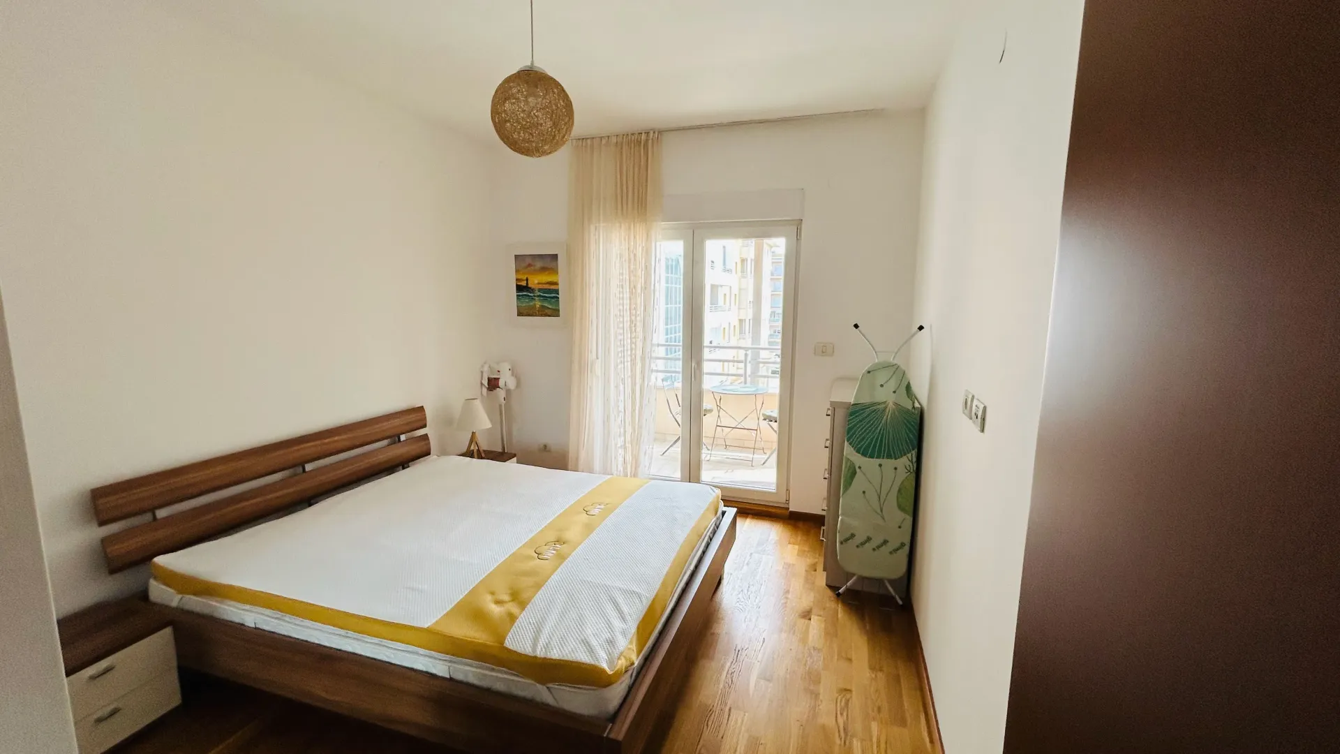 Izdavanje, jednosoban stan, 54m², City Kvart, Podgorica