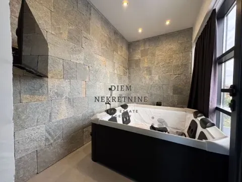 Izdavanje, kuća, 150m², Donja Gorica, Podgorica - image 7