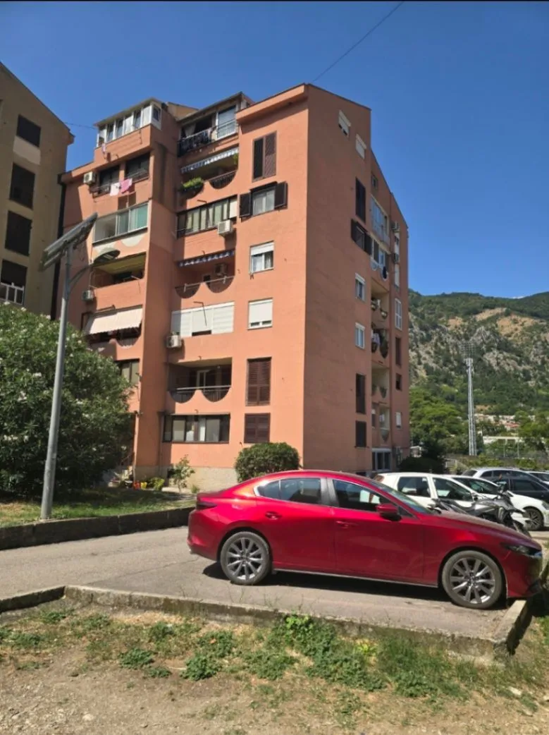 Sale, two bedroom apartment, 45m², Škaljari, Kotor