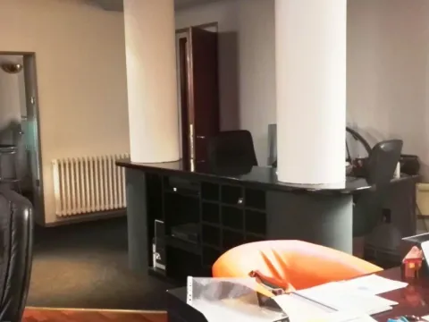 Rent, office space, 180m², Stari grad, Novi Sad - image 6