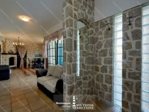 Sale, house, 235m², Kostanjica, Kotor - image 3