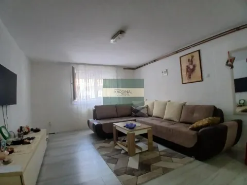 Prodaja, kuća, 226m², Tavrića obori, Jagodina - image 5