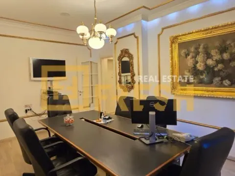 Izdavanje, poslovni prostor, 40m², Centar, Podgorica - image 4