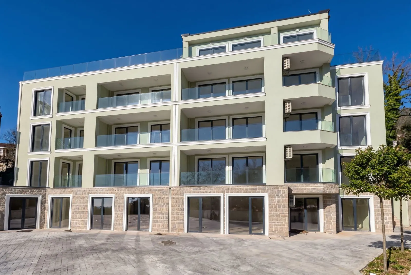 Prodaja, trosoban stan, 93m², Pržno, Budva