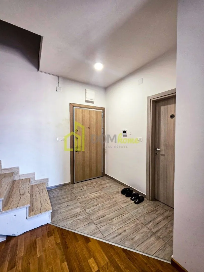 Rent, four bedroom apartment, 160m², Stari Aerodrom, Podgorica