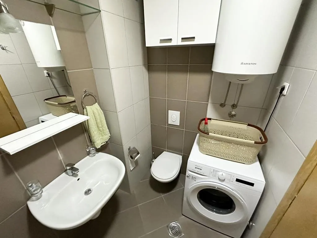 Izdavanje, jednosoban stan, 48m², Ljubović, Podgorica