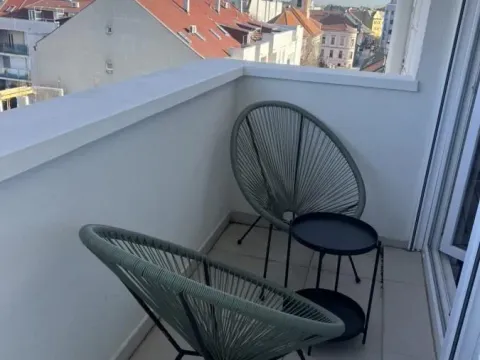 Izdavanje, jednosoban stan, 40m², Centar, Novi Sad - image 13