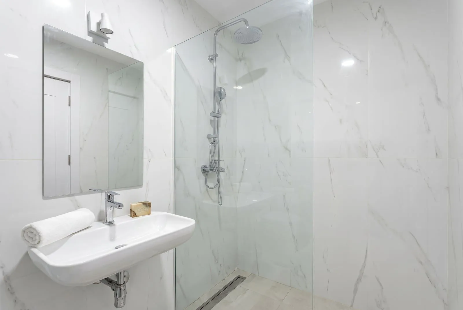 Rent, one bedroom apartment, 33m², Bečići, Budva