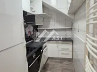 Izdavanje, četvorosoban stan, 90m², Bulevar Evrope, Novi Sad Sve Podlokacije - image 10