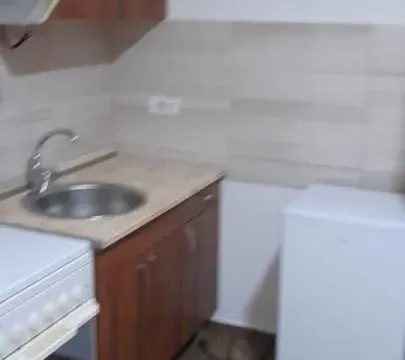 Izdavanje, garsonjera, 27m², Sajmište, Novi Sad - image 5