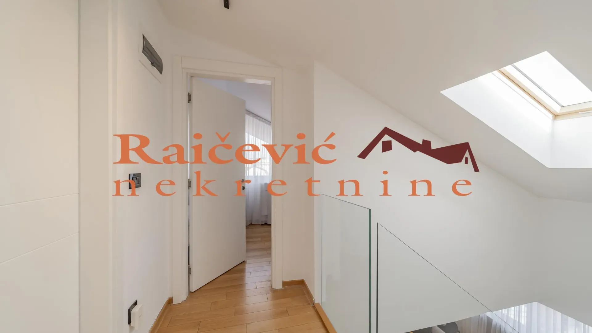 Sale, four bedroom apartment, 93m², Lekino Brdo, Voždovac Sve Podlokacije