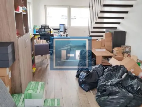 Sale, three bedroom apartment, 72m², Botanička Bašta, Palilula Sve Podlokacije - image 2