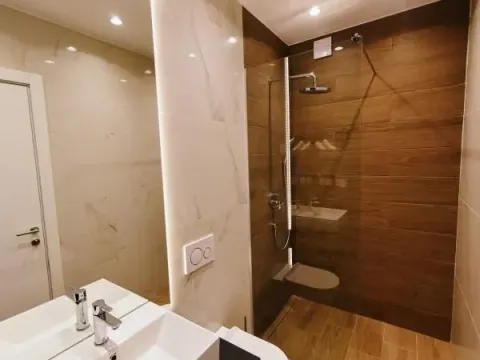 Prodaja, kuća, 253m², Beočić, Rekovac - image 19