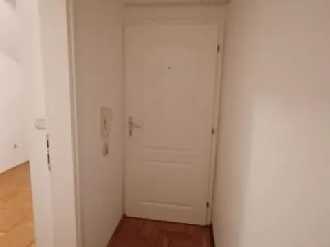 Sale, two bedroom apartment, 50m², Čukarica, Beograd - image 8