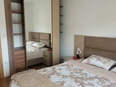 Sale, one bedroom apartment, 42m², City Kvart, Podgorica - image 8