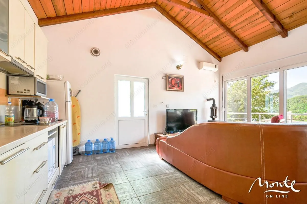 Prodaja, kuća, 110m², Lepetani, Tivat