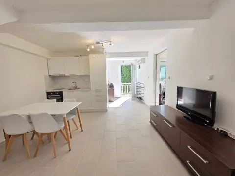 Prodaja, trosoban stan, 70m², Sveti Stefan, Budva - image 20
