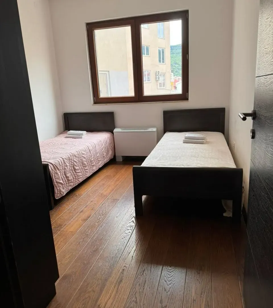 Sale, two bedroom apartment, 86m², Slovenska Plaža, Budva